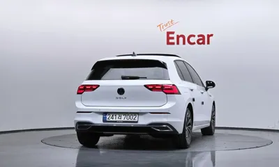 Volkswagen Golf 2024, 13326 км, за 33950000 KRW
