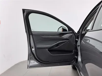 Ford Mondeo 2023, 59100 км, за 84900 CNY - фото 8