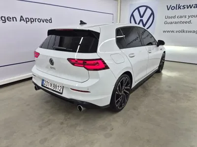 Volkswagen Golf 2024, 5977 км, за 38900000 KRW
