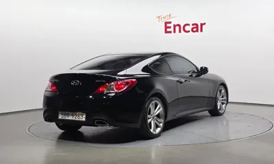 Hyundai Genesis 2010, 74120 км, за 6400000 KRW