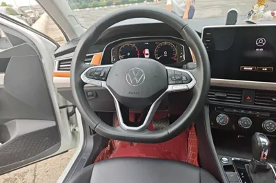 Volkswagen Bora 2023, 23900 км, за 92887.45 CNY - фото 10