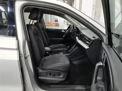 Volkswagen Tiguan L 2022, 93300 км, за 87899 CNY - фото 23