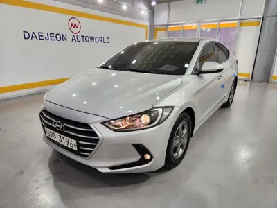 Hyundai Avante · 2018 год