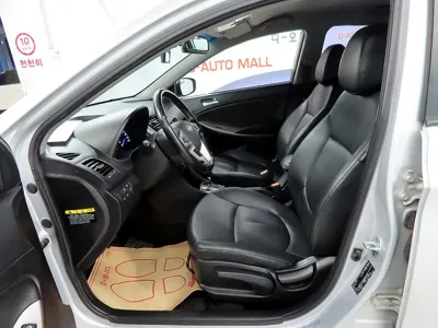 Hyundai Accent 2015, 135929 км, за 4700000 KRW - фото 6