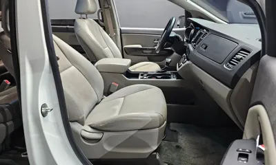 Kia Canival 2017, 75123 км, за 13800000 KRW - фото 11