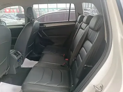 Volkswagen Tiguan L 2018, 106000 км, за 62900 CNY - фото 17