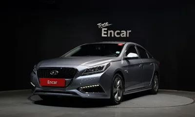 Hyundai Sonata · 2015 год