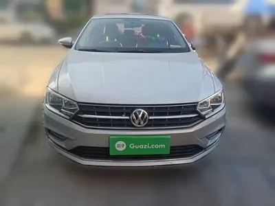 Volkswagen Bora 2016, 67700 км, за 25099 CNY