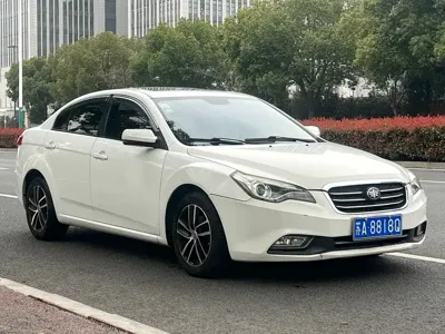 Bestune B50 2014, 34000 км, за 9800 CNY