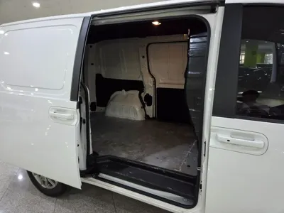 Hyundai Staria 2024, 21948 км, за 26900000 KRW - фото 8