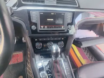 Volkswagen Lamando 2016, 120300 км, за 59800 CNY - фото 6