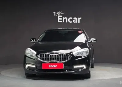 Kia K9 · 2013 год