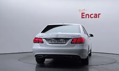 Mercedes-Benz E-Class 2015, 120601 км, за 10900000 KRW
