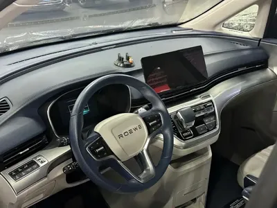 Roewe iMAX8 2021, 50000 км, за 73000 CNY - фото 9