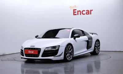 Audi R8 · 2010 год