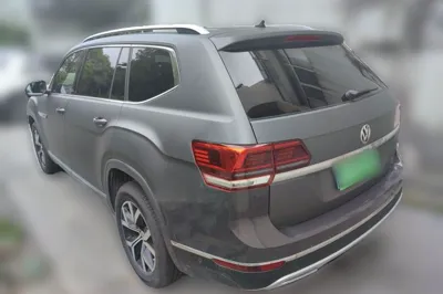 Volkswagen Teramont 2017, 41900 км, за 102323.03 CNY
