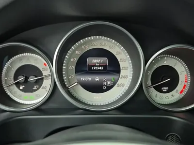 Mercedes-Benz E-Class 2015, 195945 км, за 12700000 KRW - фото 8