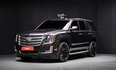 Cadillac Escalade · 2015 год