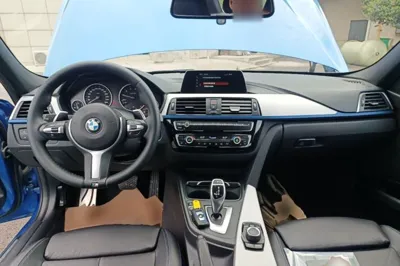 BMW 3 Series 2019, 133400 км, за 92064.13 CNY - фото 12