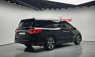 Honda Odyssey 2018, 114218 км, за 18800000 KRW - фото 2