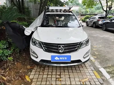 Baojun 560 2015, 48600 км, за 16800 CNY