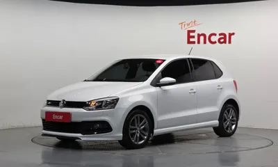 Volkswagen Polo · 2015 год