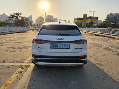 Audi Q4 e-tron 2023, 57548 км, за 32000000 KRW - фото 6