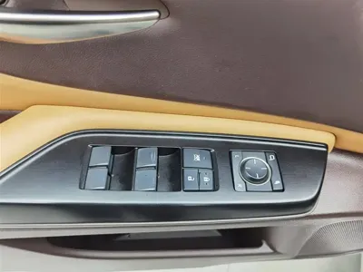 Lexus ES 2020, 128000 км, за 114900 CNY - фото 9