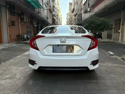 Honda Civic 2017, 90000 км, за 46800 CNY