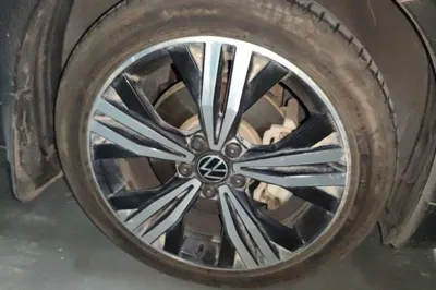 Volkswagen Touran 2021, 83100 км, за 77893.64 CNY - фото 8