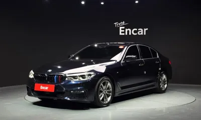 BMW 5-Series · 2018 год