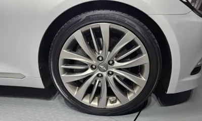 Hyundai Genesis 2016, 94271 км, за 12990000 KRW - фото 5