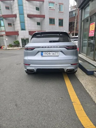 Porsche Cayenne · 2022 год