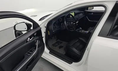 Kia Stinger 2018, 160037 км, за 12600000 KRW - фото 10