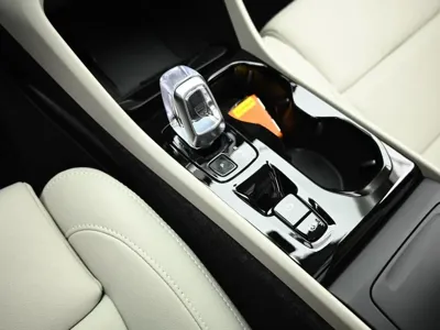 Volvo XC40 2026, 353 км, за 43500000 KRW - фото 9