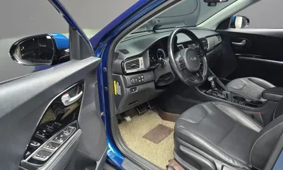 Kia Niro 2018, 121969 км, за 10500000 KRW - фото 10