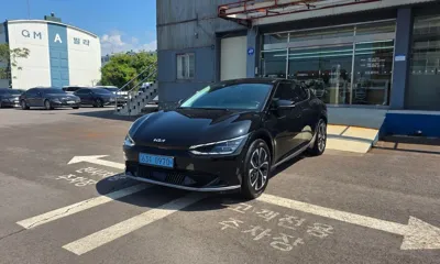Kia EV6 · 2023 год
