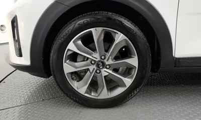 Kia Stonic 2020, 18903 км, за 13700000 KRW - фото 5