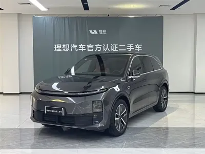 Li Auto Li L6 · 2024 год