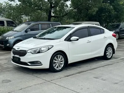 Kia K3 · 2014 год