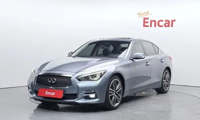 Infiniti Q50 · 2014 год
