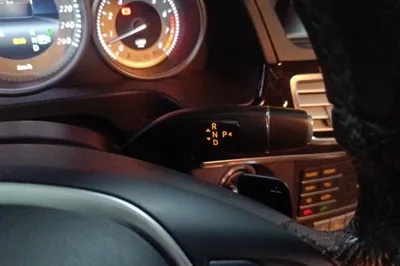 Mercedes-Benz E-Class 2015, 115400 км, за 93277.65 CNY - фото 13