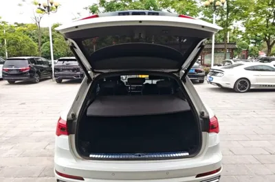 Audi Q3 2024, 27700 км, за 154334.3 CNY