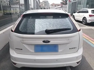 Ford Focus 2014, 124800 км, за 9300 CNY - фото 6