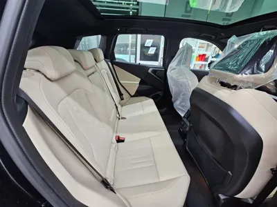 BMW X3 2025, 25000 км, за 71000000 KRW - фото 8