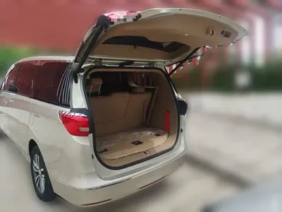 Buick GL8 2019, 78400 км, за 132200 CNY - фото 10