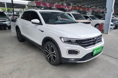 Volkswagen T-Roc 2022, 25600 км, за 101724.81 CNY - фото 3