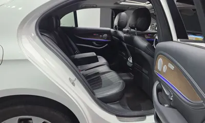 Mercedes-Benz E-Class 2018, 96769 км, за 23200000 KRW - фото 11