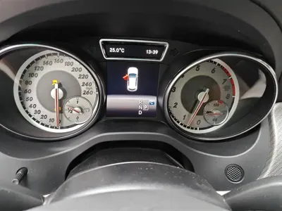 Mercedes-Benz GLA 2016, 61100 км, за 61000 CNY - фото 14