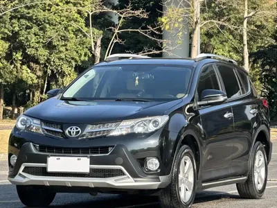Toyota RAV4 · 2014 год